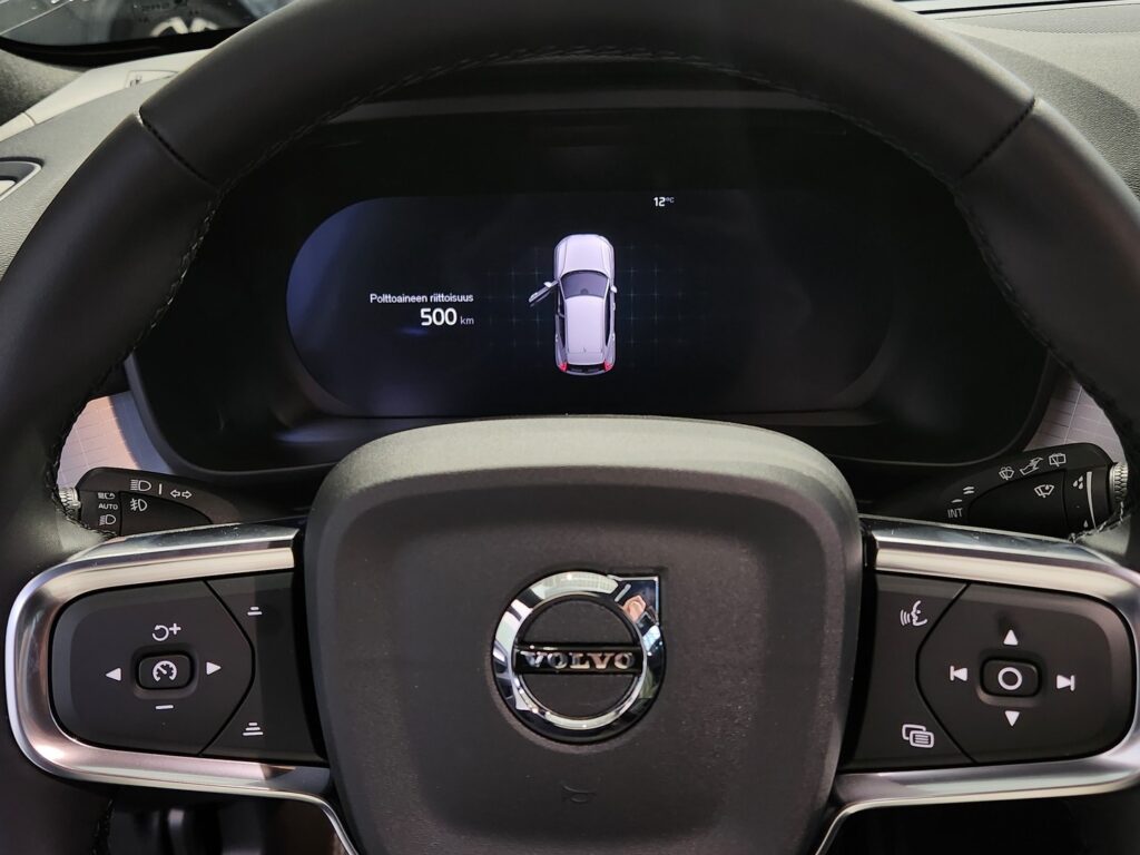 Volvo XC40, image 10