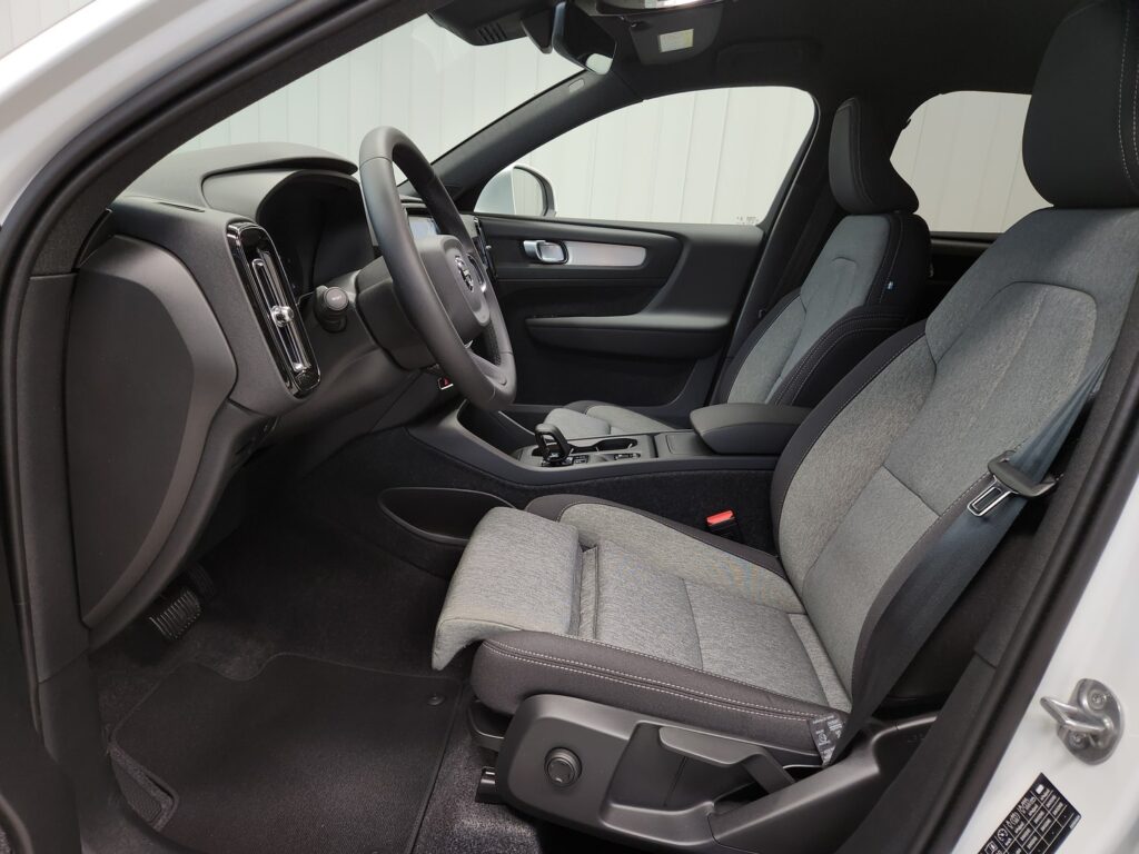 Volvo XC40, image 6