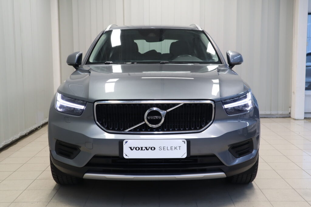 Volvo XC40, image 3