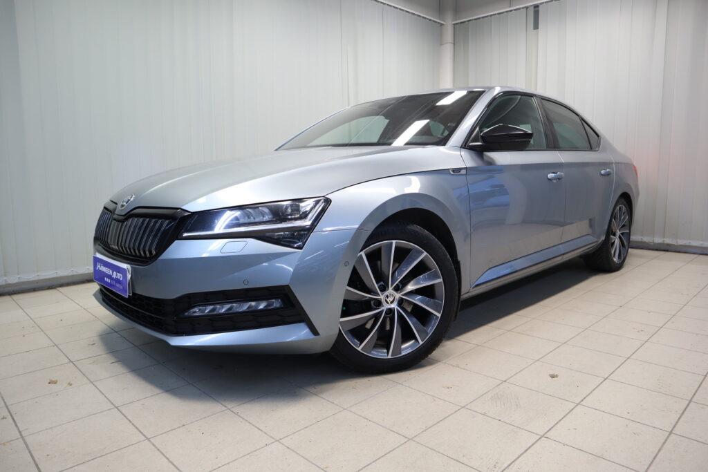 Skoda Superb, image 2