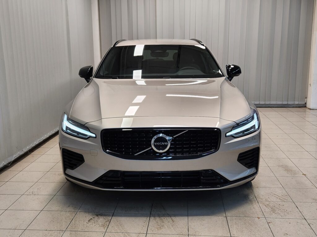 Volvo V60, image 2