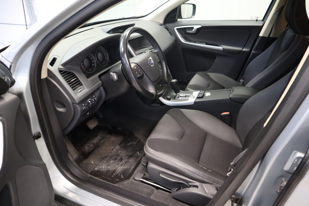 Volvo XC60, image 4