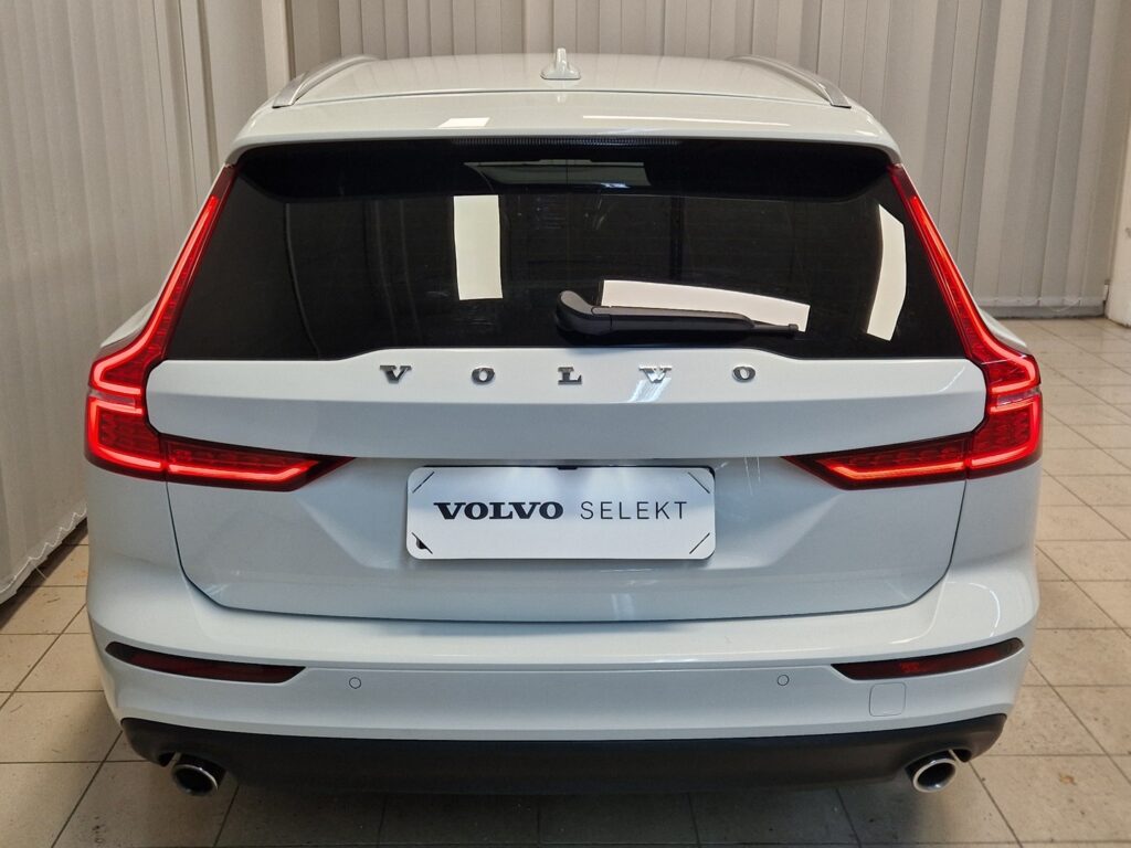 Volvo V60, image 6