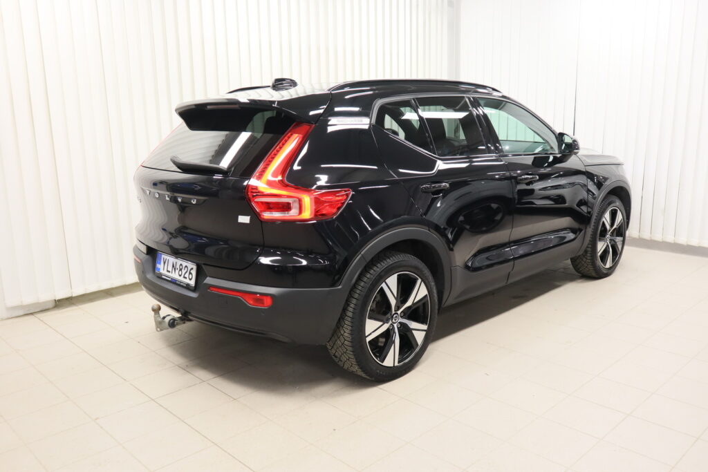 Volvo XC40, image 3