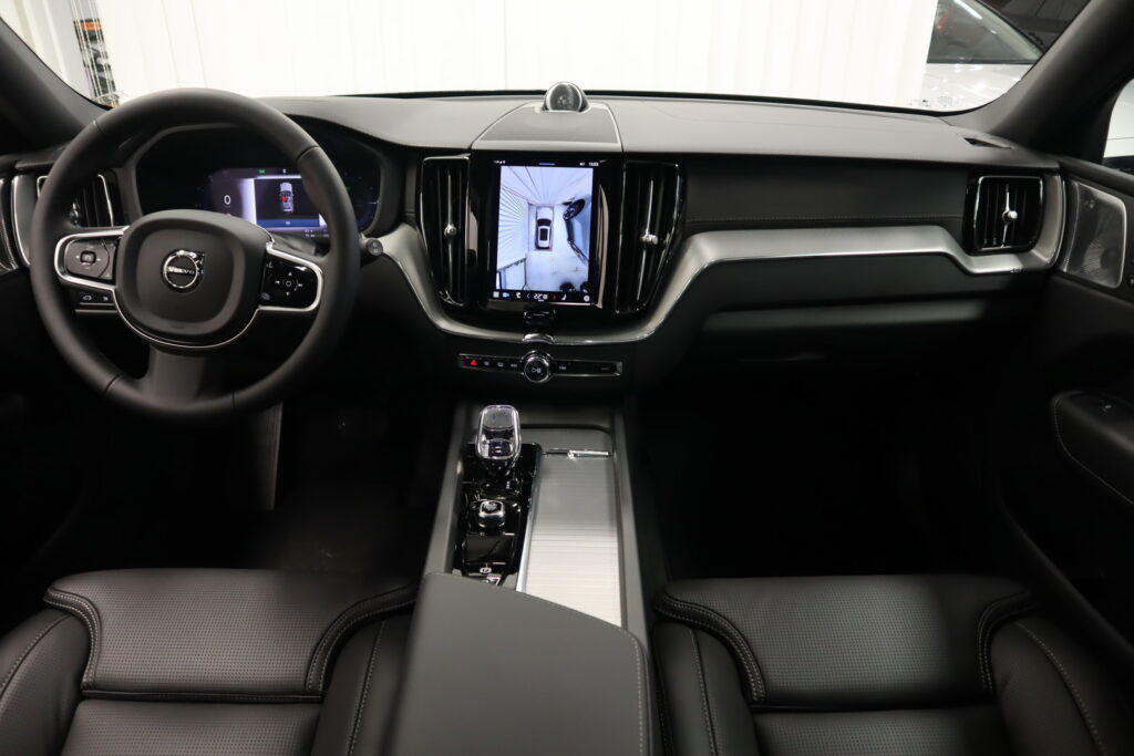 Volvo XC60, image 6