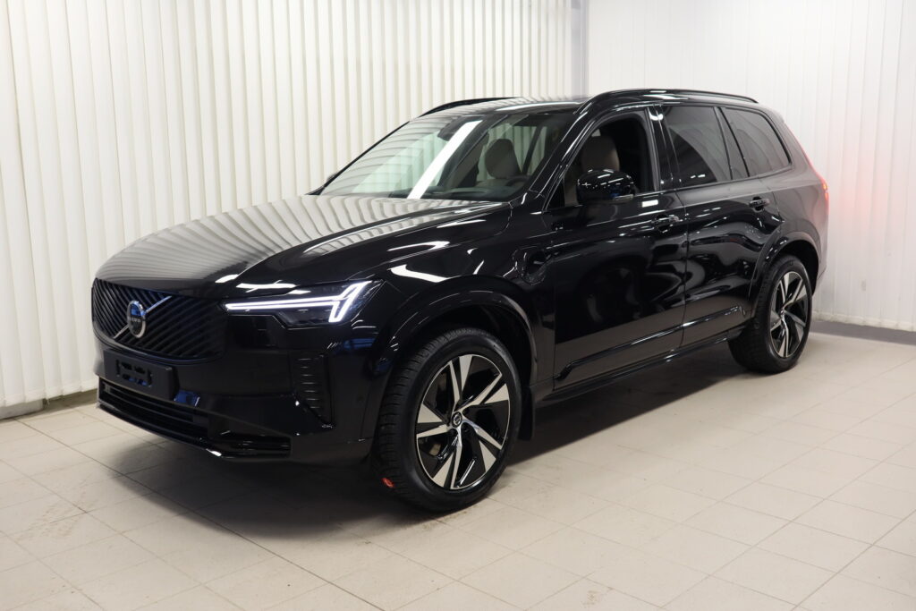 Volvo XC90, image 1