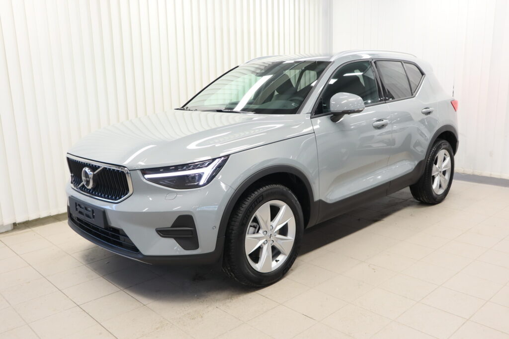 Volvo XC40, image 1