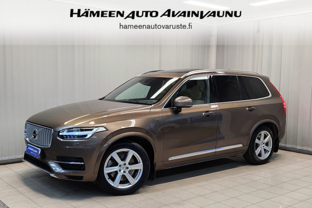 Volvo XC90, image 1