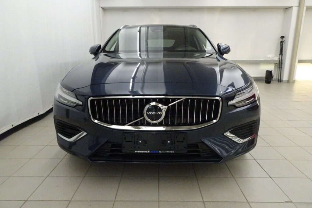 Volvo V60, image 2