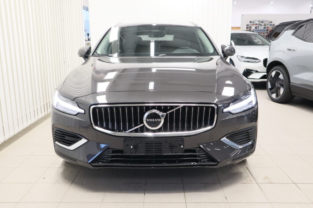 Volvo V60, image 2