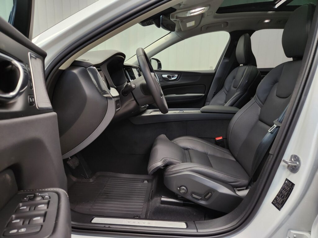 Volvo XC60, image 6