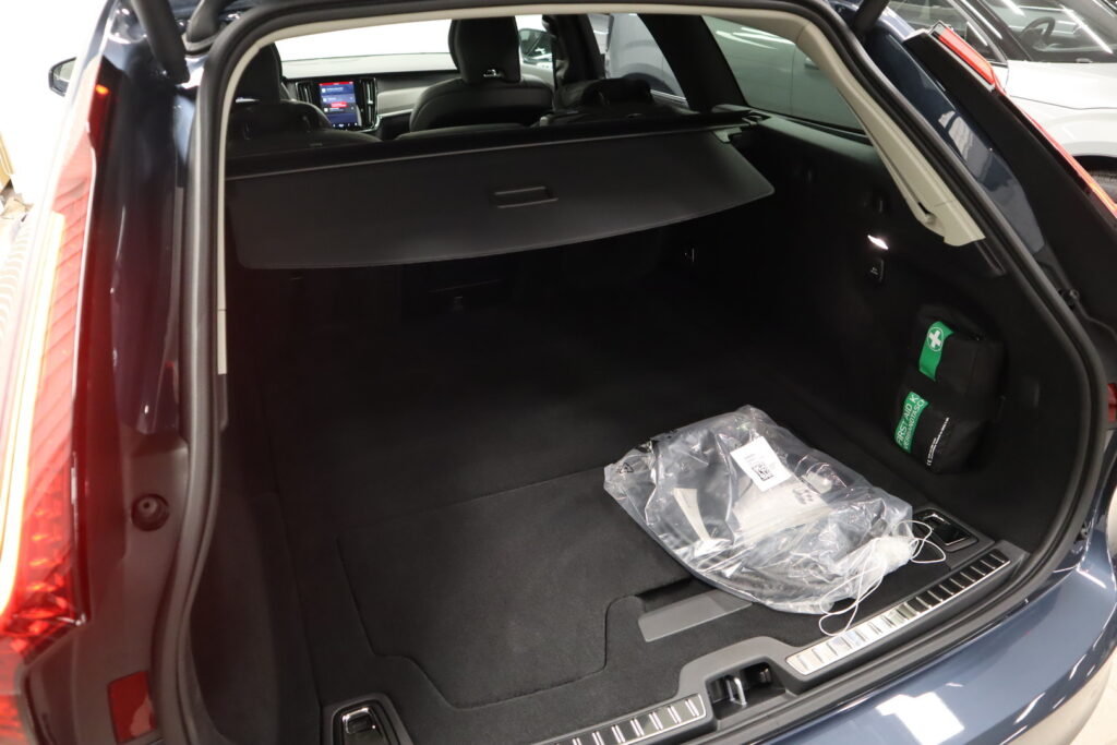 Volvo V90, image 14