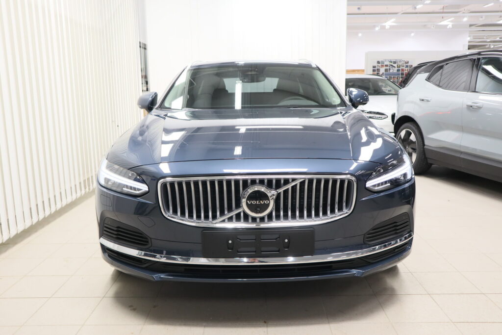 Volvo V90, image 2