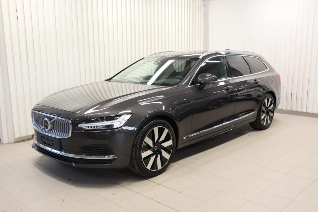 Volvo V90, image 1