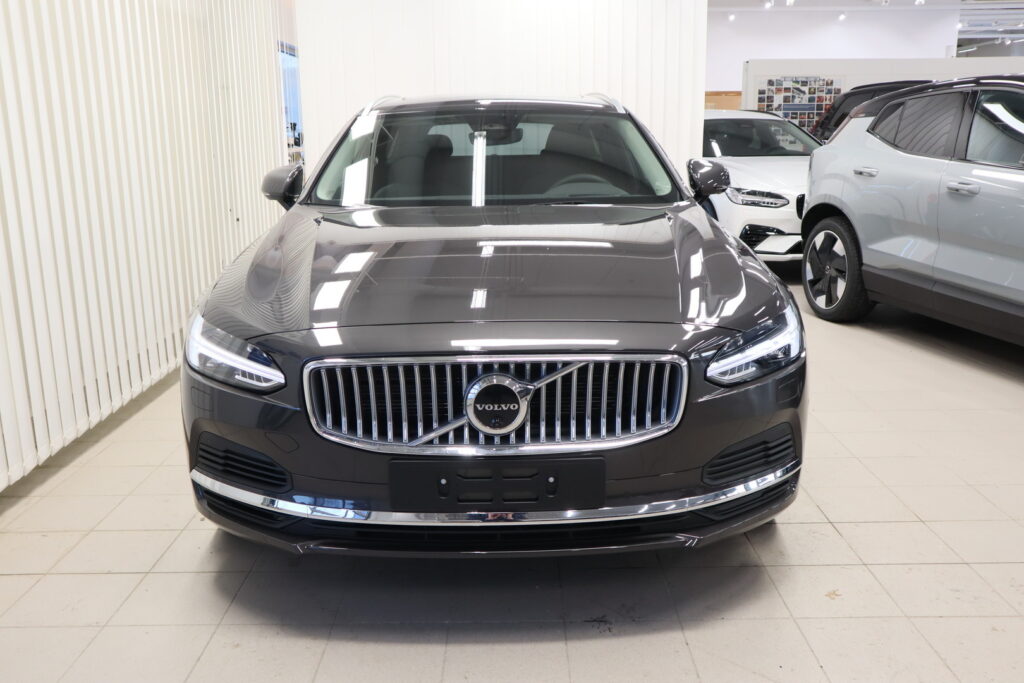 Volvo V90, image 2