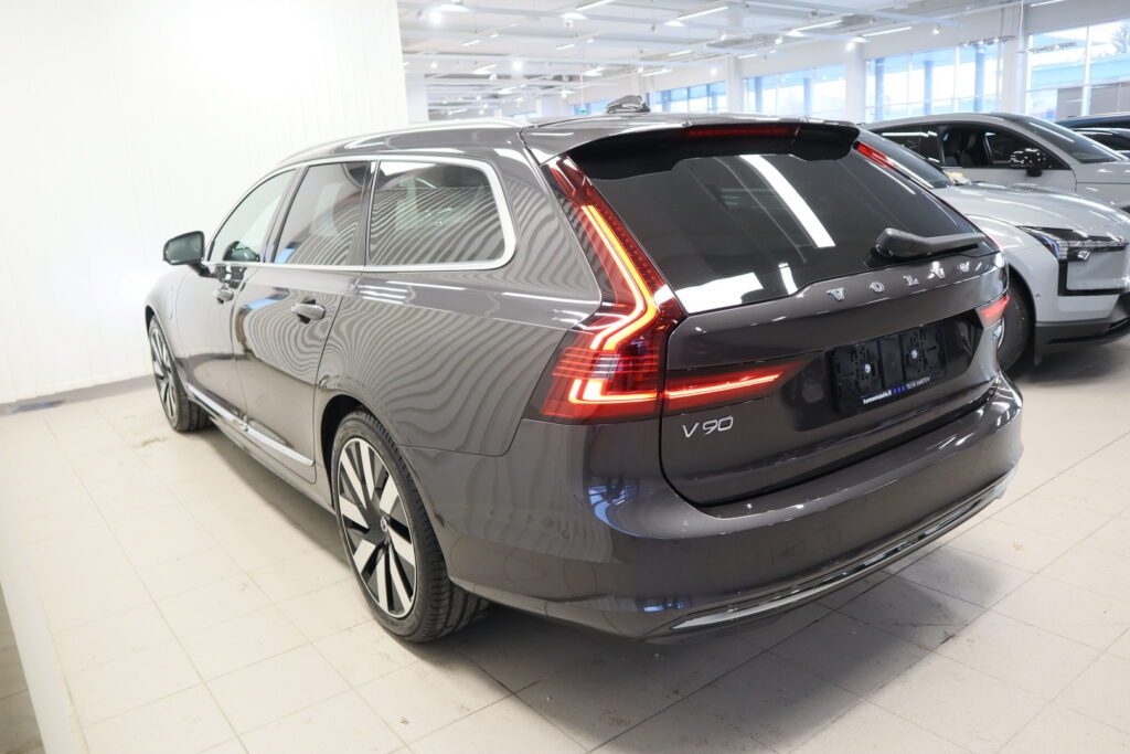 Volvo V90, image 5