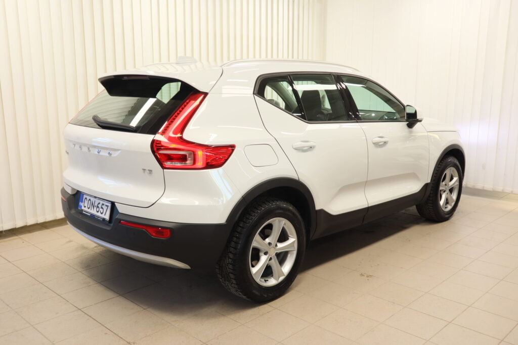 Volvo XC40, image 3