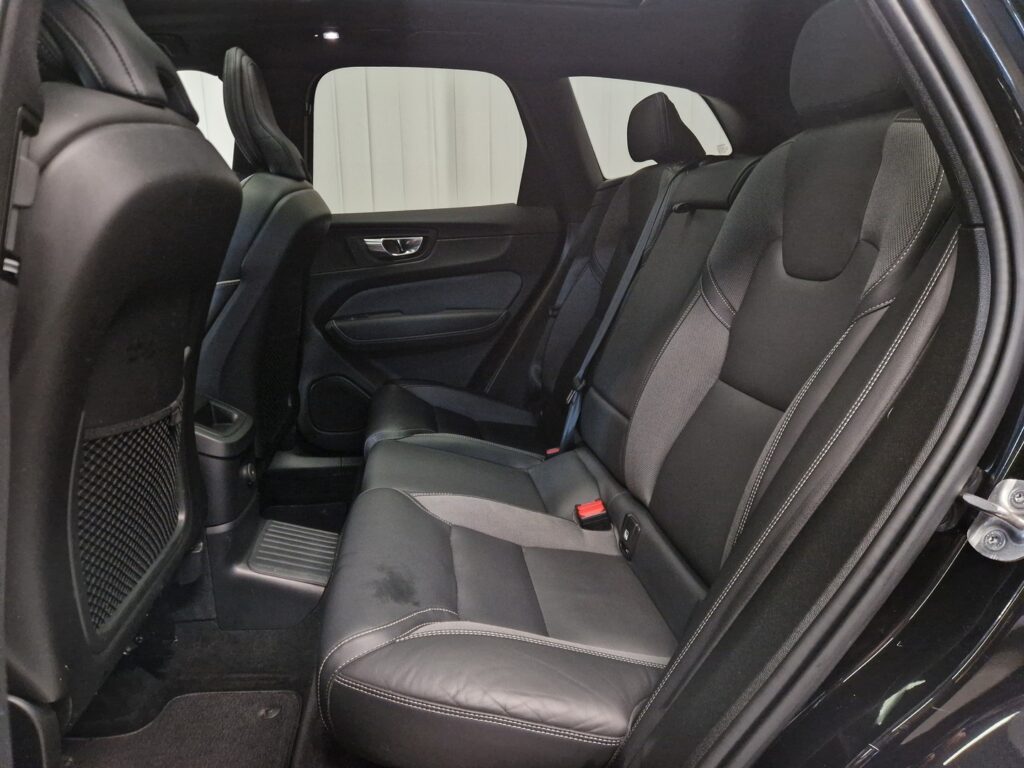 Volvo XC60, image 17