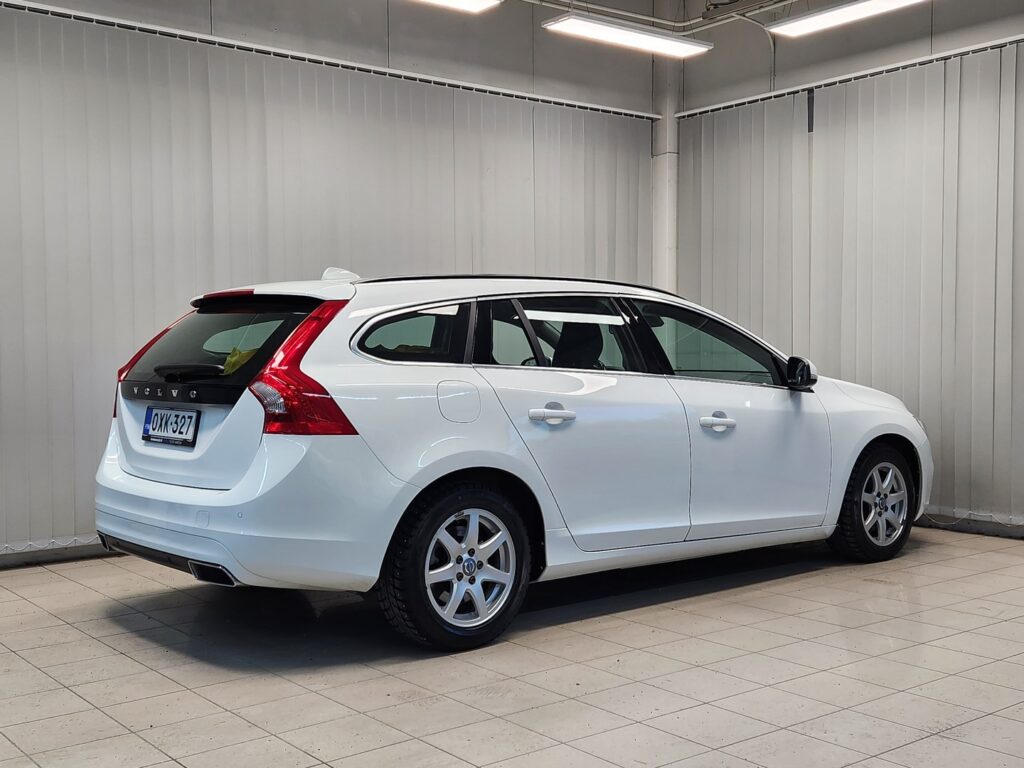 Volvo V60, image 5