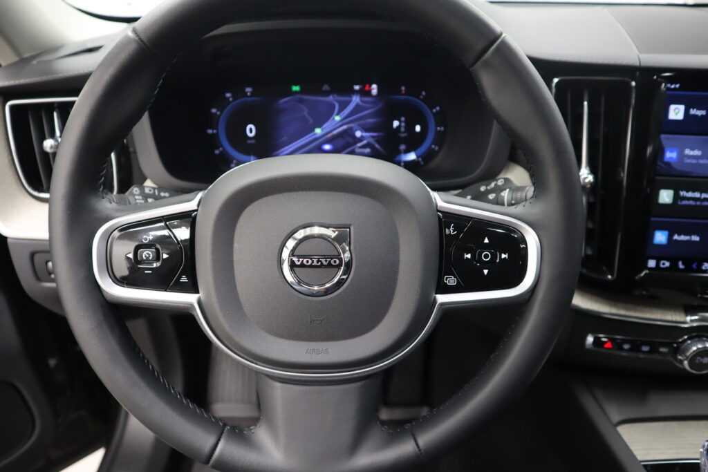 Volvo XC60, image 12