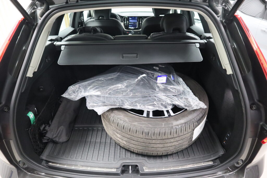 Volvo XC60, image 16