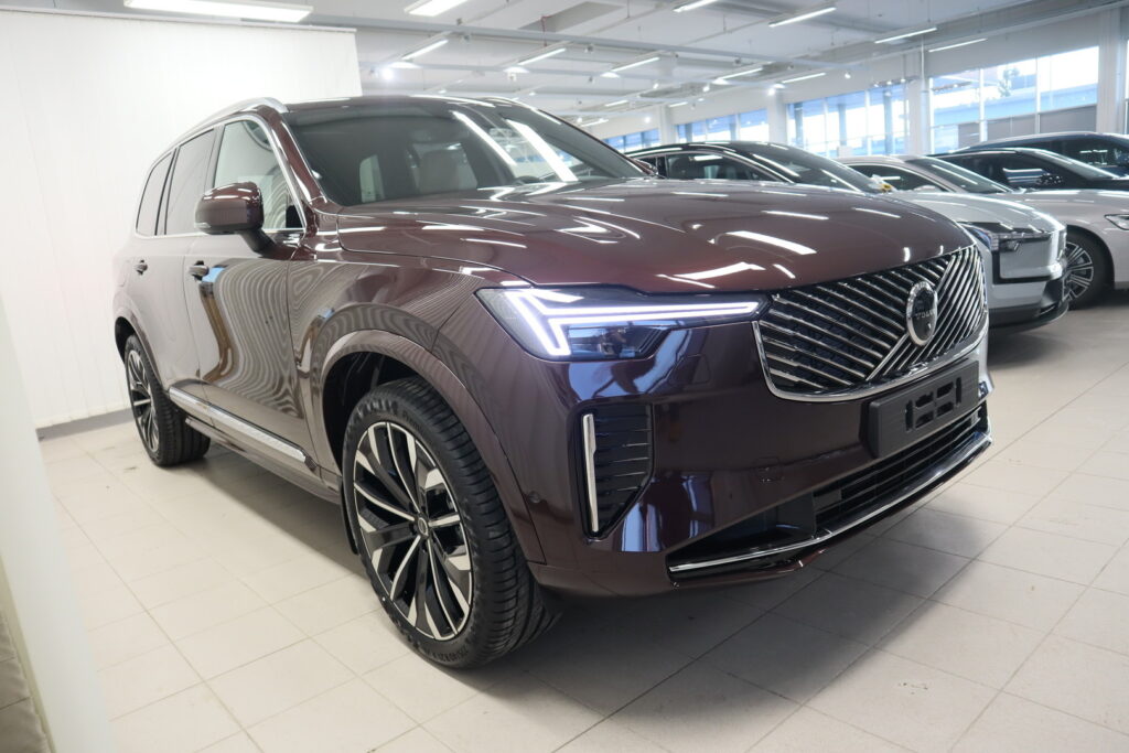 Volvo XC90, image 3