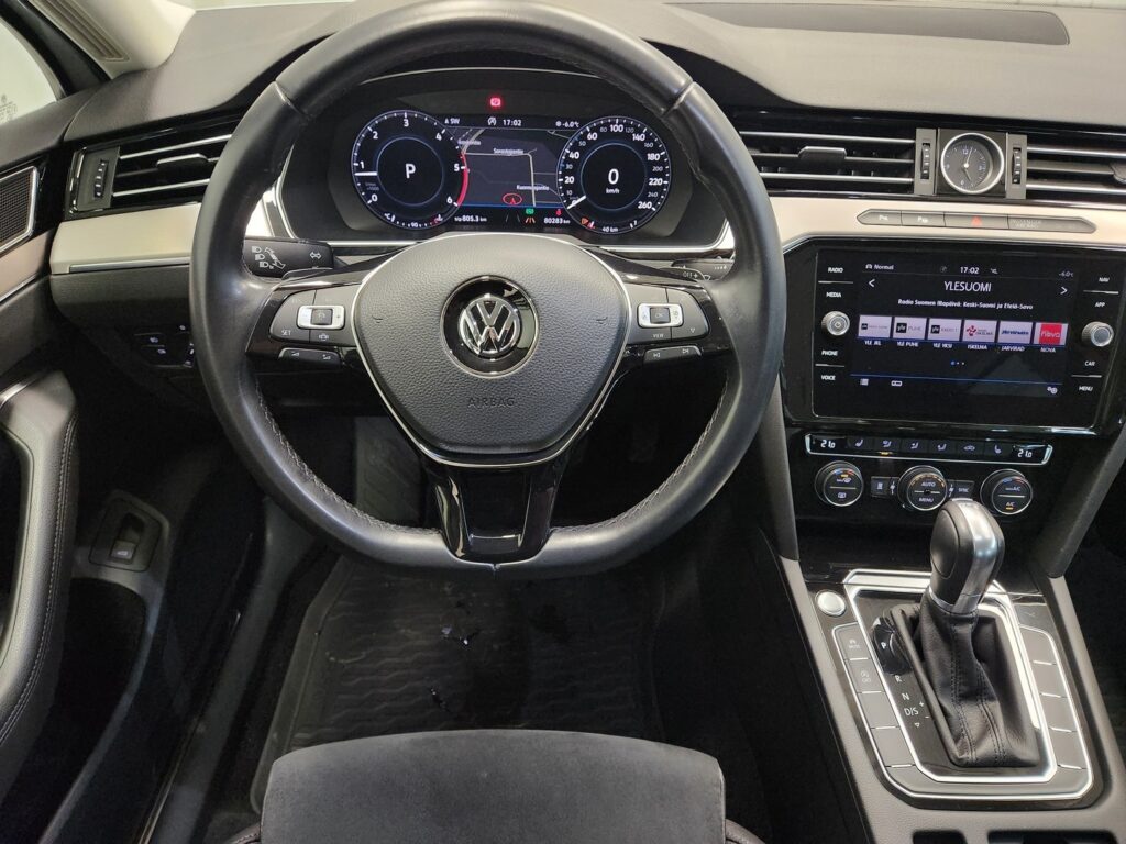 Volkswagen Passat, image 12