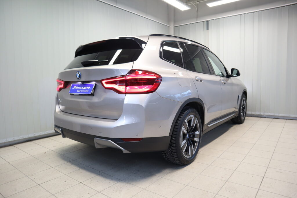 BMW iX3, image 24