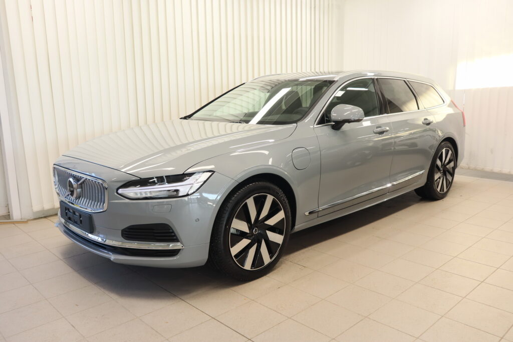 Volvo V90, image 1