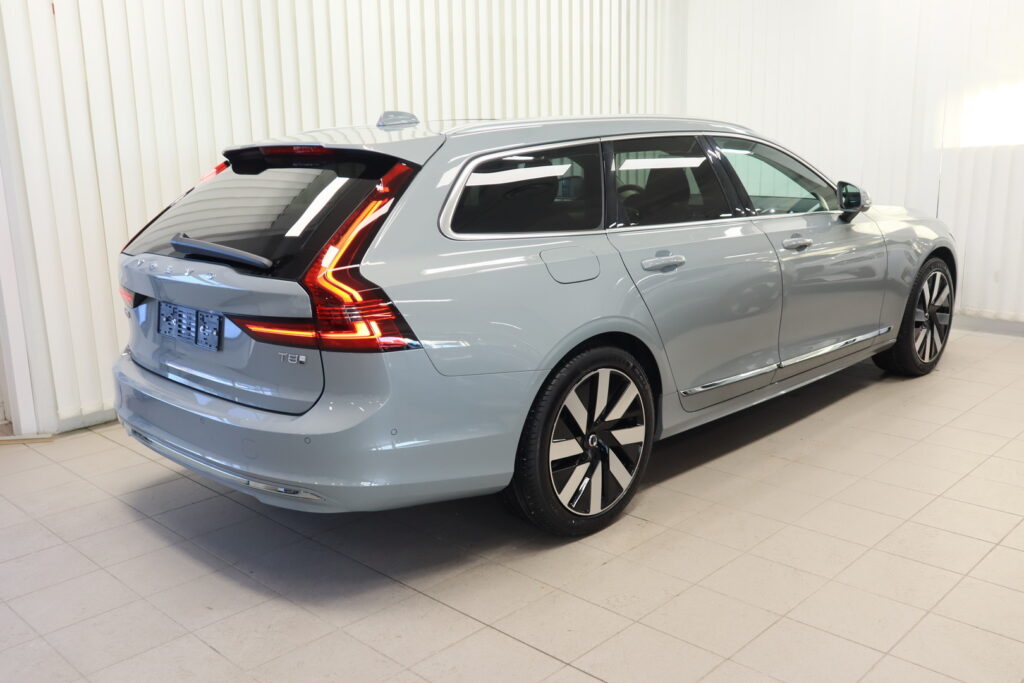 Volvo V90, image 4