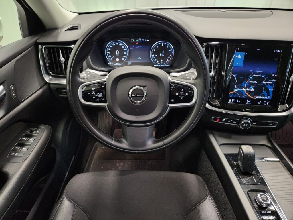 Volvo V60, image 10