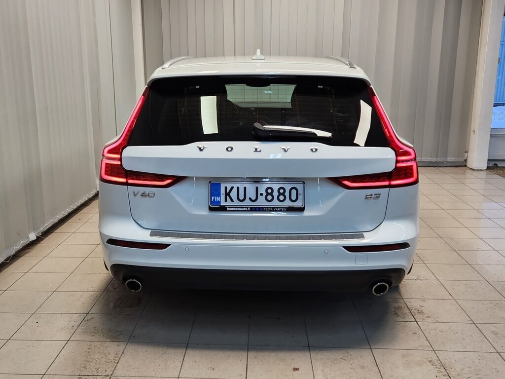 Volvo V60, image 3