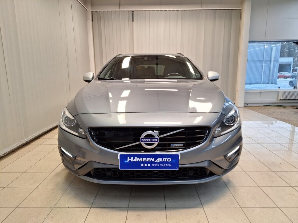 Volvo V60, image 3