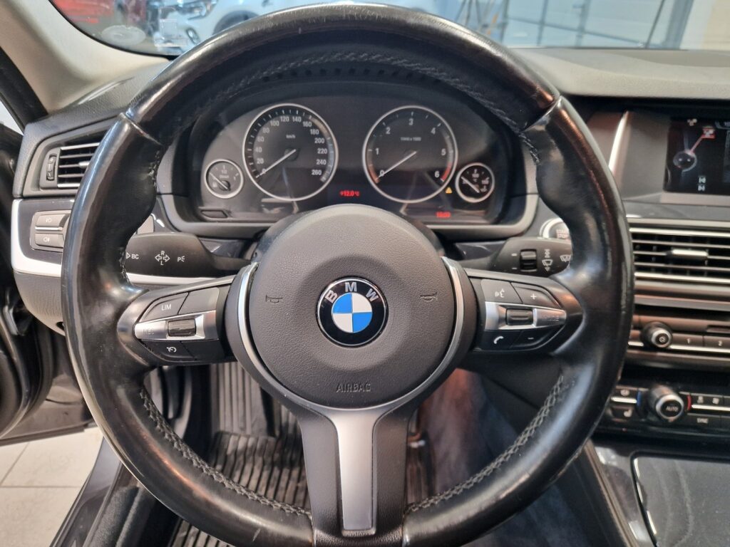 BMW 520, image 11